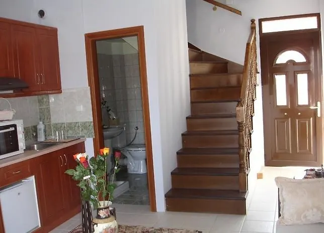 Mouson Melathron Elafina